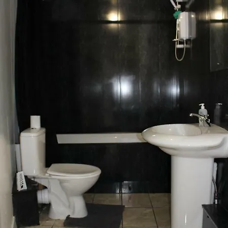 Napier Town House - Self Catering - Style - Twin And Double بيت ضيافة 2*